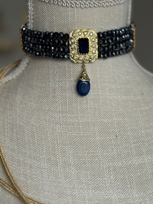 Choker Najia