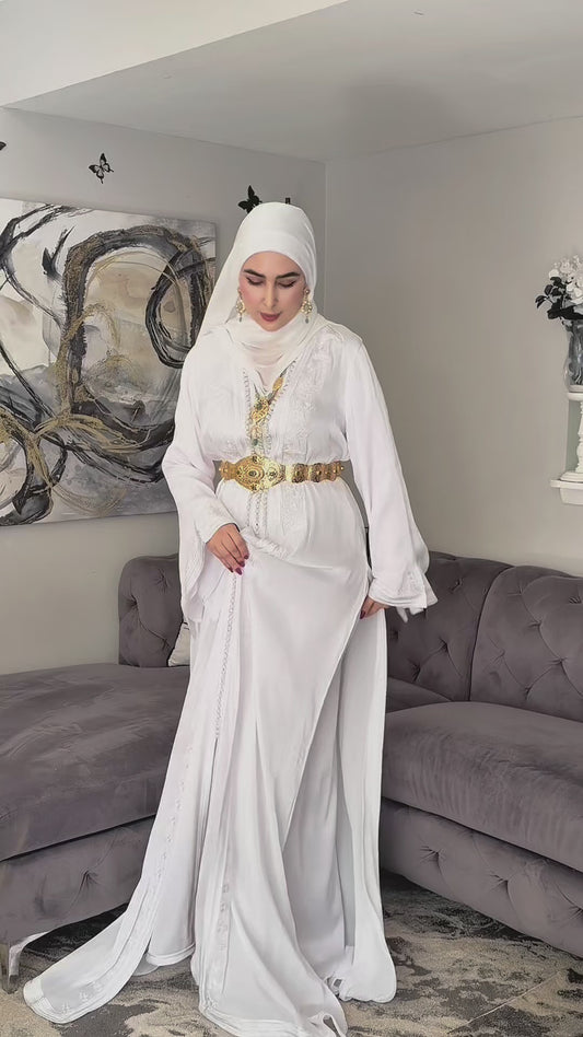 TAKCHITA AMIRA